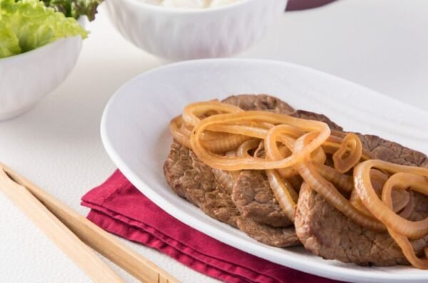 Bife Acebolado