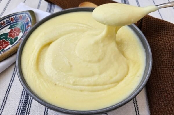 Purê de Batata com Queijo Simples