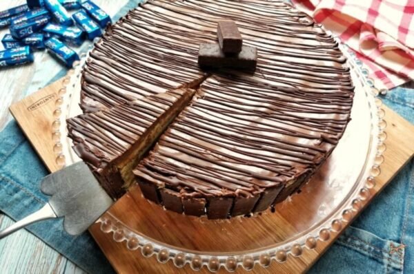 Torta de Bolacha com Nata