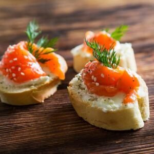 Canapés de Salmão Defumado e Cream Cheese para a Entrada