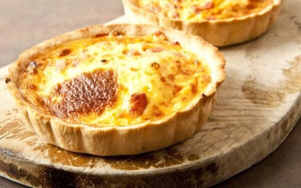 Quiche de Queijo e Presunto: O Aperitivo Perfeito para o Natal