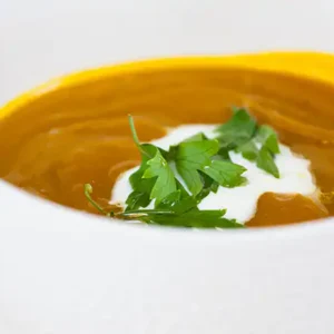 Sopa Cremosa de Abóbora com Gengibre: Aqueça o Natal